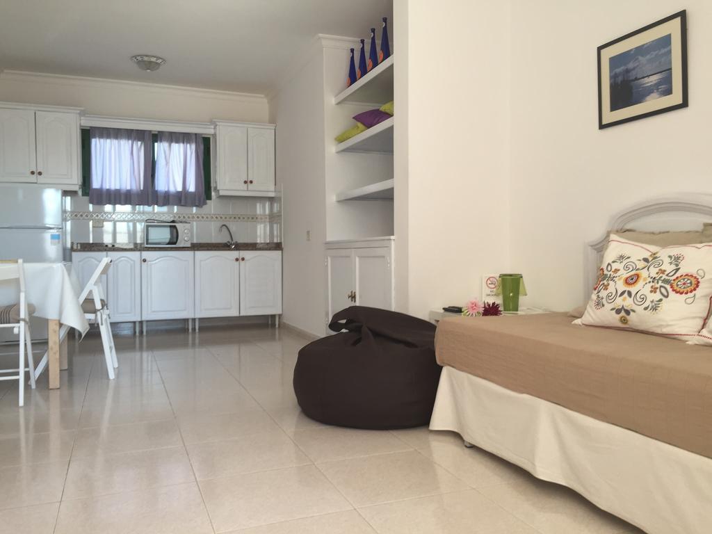 Apartamentos Flamboyant Adults Only Puerto del Carmen  Kamer foto